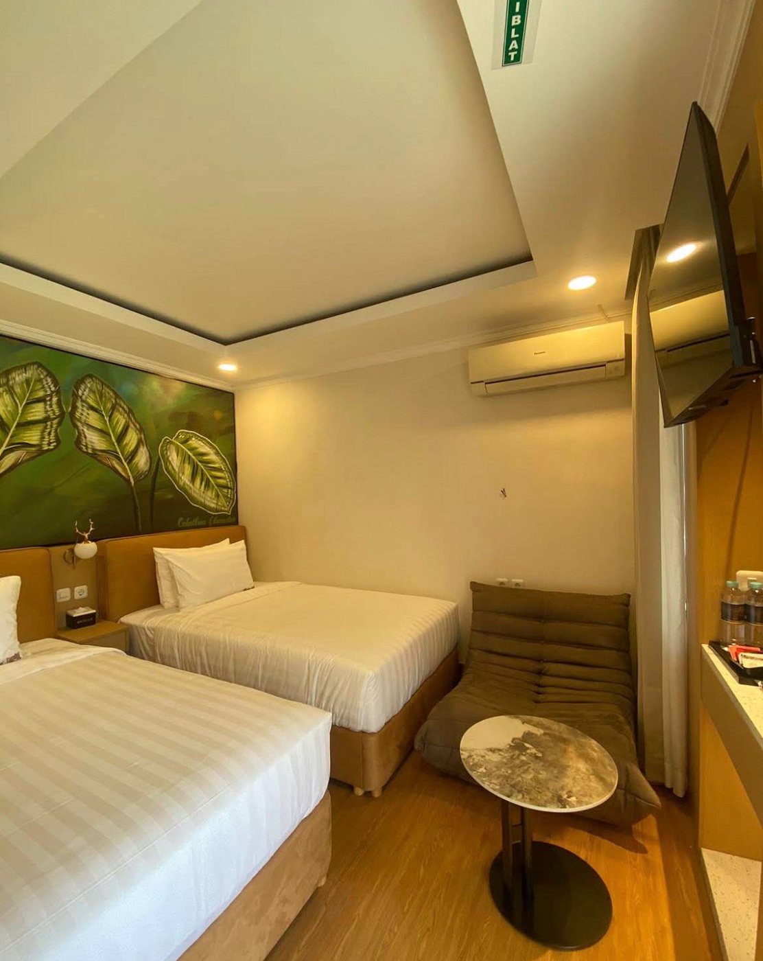 Kamar twin bed